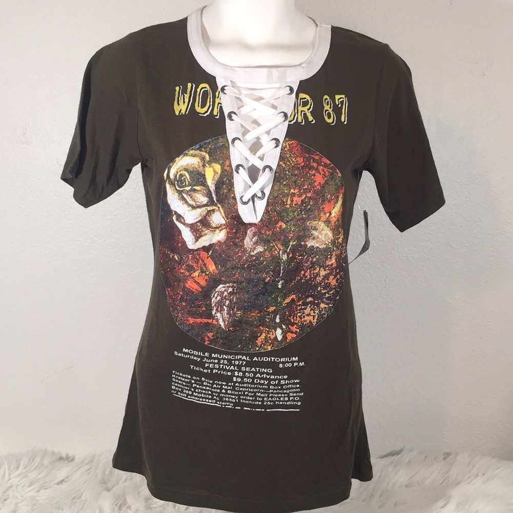 On Fire Eagles World Tour 87 lace up neck band tee